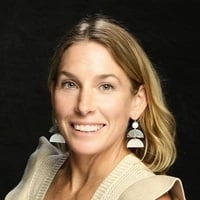 Wendy_Zappelli-3222_pp head shot 1-2-1 Wendy_Zappelli-3222_pp head shot 1-2-1