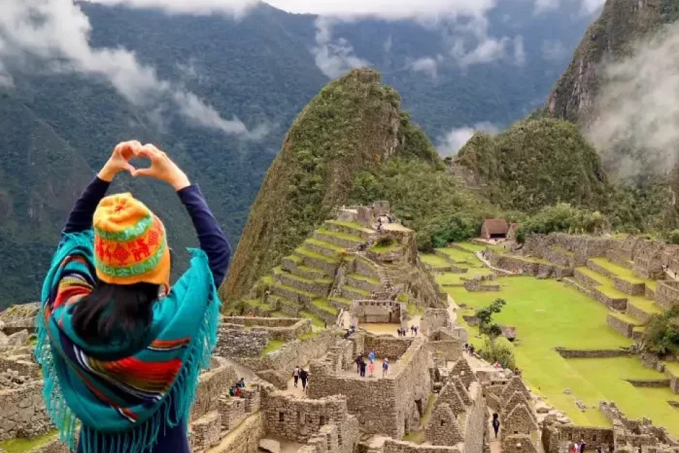 the-highlands-peru-lima-e1685394675933 1
